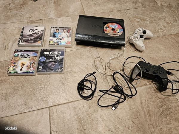 Sony Ps3 Super Slim Playstation 3 2 pulti + 5 mängu