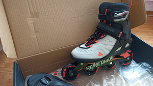 Naiste rulluisud Macroblade 80 W Rollerblader suurus 39 (4 foto / 9)