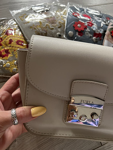 Furla kott (3 foto / 3)