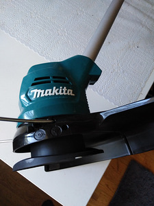 Makita murutrimmer UR100 12v (2 foto / 3)