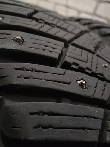 185/60/R15 GOODYEAR ULTRAGRIP (1 foto / 5)