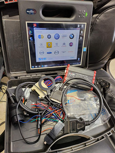 Auto Diagnostic Tool+ tahvelarvuti (1 foto / 2)
