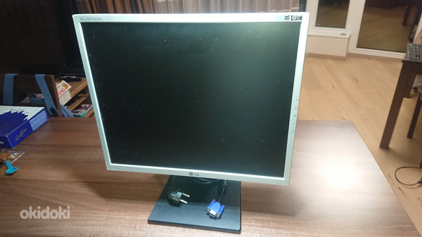 Monitor LG 19"