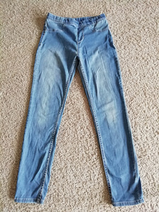 Leggings / teksased , 140 (1 foto / 2)