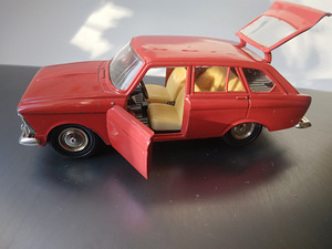 Mudelauto Iž kombi 1500 A12. Ilma Made in ussr. 1:43 (5 foto / 8)