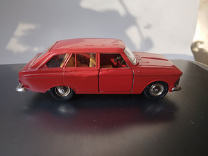 Mudelauto Iž kombi 1500 A12. Ilma Made in ussr. 1:43 (7 foto / 8)