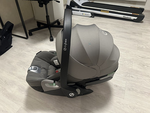Автолюлька Cybex Cloud T i-Size (3 фото из 4)
