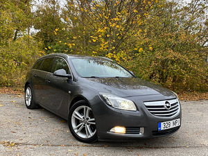 Opel Insignia Sports Tourer SW 2.0 CDTi 118kW 2012 (1 foto / 15)