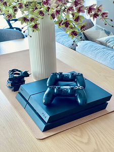 Playstation 4 / PS4 / DualSense x2 (2 foto / 2)
