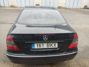 Mercedes-benz e270 2.7 130kw 2003 (4 foto / 8)