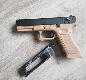 Airsoft KJW Glock 18 - EI TÖÖTA! (1 foto / 1)