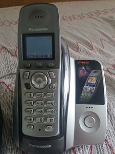 Telefon (1 foto / 1)