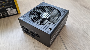 PSU Corsair RM550x 80 550W PLUS Gold (1 foto / 3)