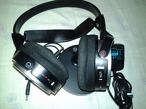 Kõrvaklappid Sony MDR RF810R (1 foto / 3)
