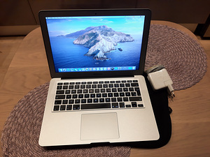 MacBook Air 2015 (1 фото из 1)