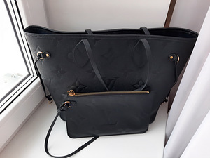 Louis Vuitton Neverfull MM Black (7 foto / 10)