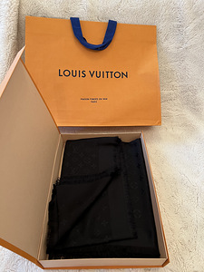 Забронирован! Новый шарф Louis Vuitton Original (2 фото из 10)