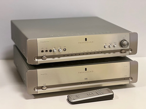 Parasound P5 & A23 pre- and power amplifier (1 foto / 4)