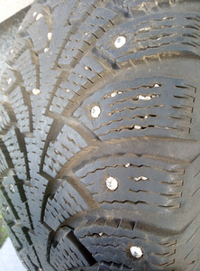 Üksik Nokian Hakkapelita - 4 205/60 R15 M + S (2 foto / 4)