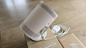Samsung The Freestyle 100" Projektor (4 foto / 9)