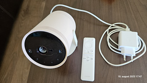 Samsung The Freestyle 100" Projektor (2 foto / 9)