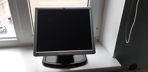 HP 17 tolli monitor (3 foto / 3)