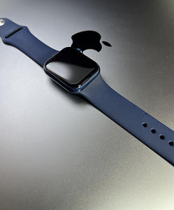 Apple Watch Series 6 GPS 40mm Blue Aluminium (3 foto / 7)