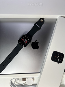 Apple Watch Series 6 GPS + LTE 44mm Graphite Aluminum BH83% (4 foto / 10)
