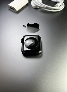 Apple Watch SE GPS 44mm Aluminium Graphite BH100% (9 foto / 9)
