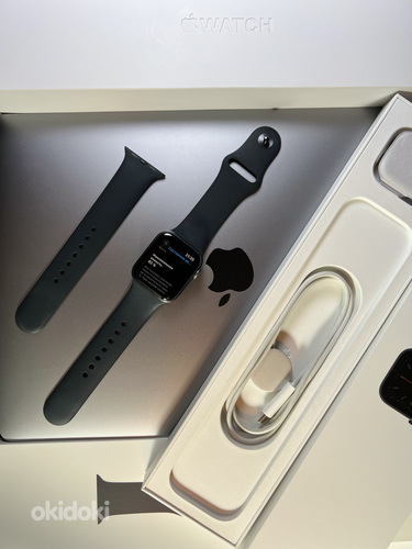 Apple Watch Series 6 GPS 40mm Graphite Aluminium BH85% (фото #2)