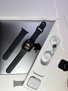 Apple Watch Series 6 GPS + LTE 44mm Graphite Aluminium BH83% (1 foto / 8)