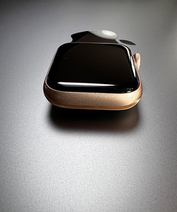 Apple Watch Series 5 GPS 40mm Aluminium Gold BH85% (5 foto / 8)