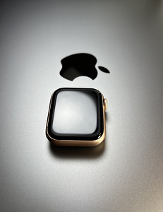 Apple Watch Series 5 GPS 40mm Aluminium Gold BH85% (7 foto / 8)