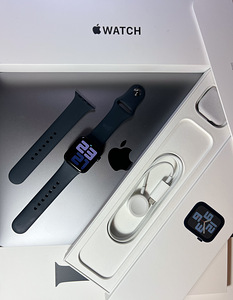 Apple Watch SE Gen.2 GPS 40 мм Midnight Aluminum BH100%