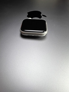 Apple Watch SE Gen.2 GPS 40 мм Silver Aluminum BH91% (4 фото из 8)