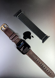 Apple Watch Series 5 GPS 44mm Graphite Aluminium BH88% (2 foto / 9)