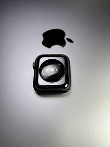 Apple Watch Series 5 GPS 44mm Graphite Aluminium BH88% (8 foto / 9)
