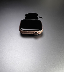 Apple Watch Series 4 GPS 40mm Gold Aluminium BH83% (6 foto / 8)