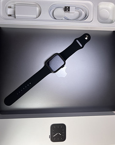 Apple Watch Series 5 GPS+LTE 44mm Graphite Aluminium BH 85% (9 foto / 9)