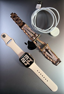 Apple Watch Series 6 GPS 40mm Gold Aluminium BH 87% (1 foto / 8)