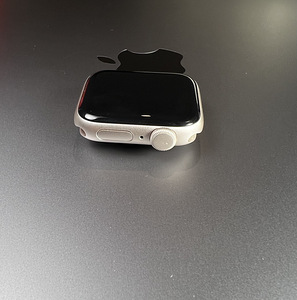 Apple Watch SE Gen.2 GPS 40 мм Starlight Aluminum BH99% (5 фото из 8)