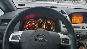Opel zafira (6 foto / 7)