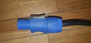 Power Cord CEE 7/7 - Powercon NAC3FCA 2.5 mm² 250V 20A 5m (2 foto / 3)