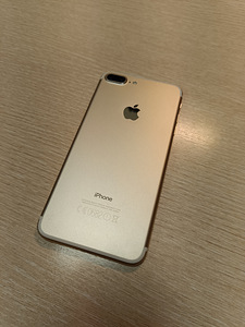 iPhone 7 Plus 32 ГБ золотой (3 фото из 6)
