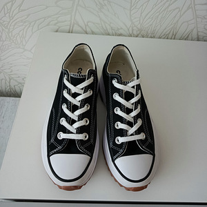 Converse (3 фото из 3)