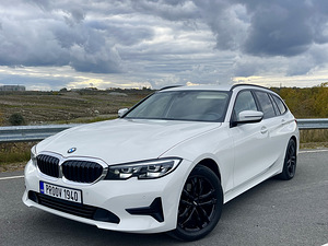 BMW 320 Shadowline 2.0 140kW 2019 (1 foto / 15)