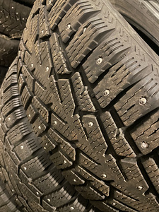 Шины 265/65 R17 (2 фото из 2)