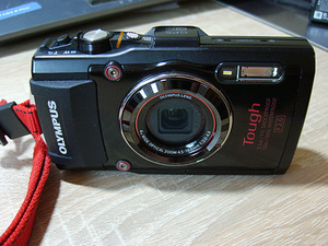 Olympus Stylus TOUGH TG-4 2016 (2 foto / 3)
