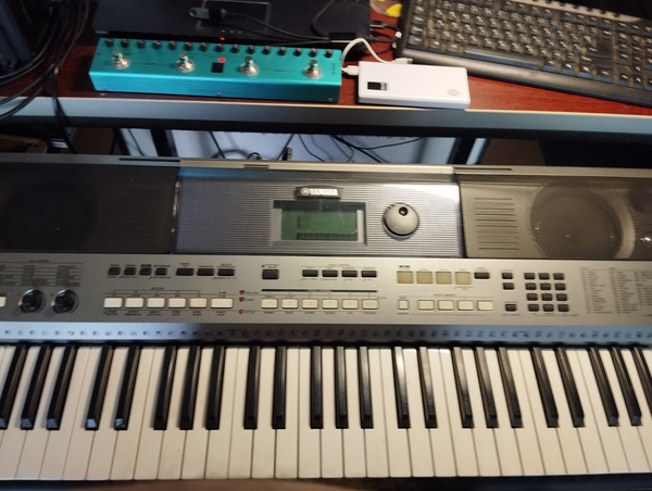 Продаю клавиши PSR E443