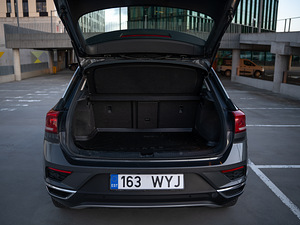 Volkswagen T-Roc 2.0 110kW 4Motion (5 foto / 14)